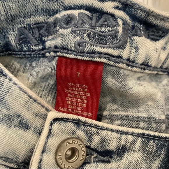 Acid Wash Jeans - Picture 7 of 7